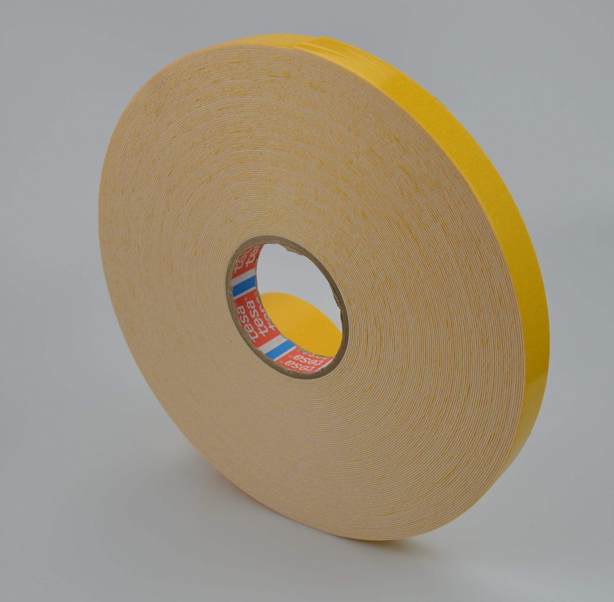 Tesa tesafix 4952 weiß, Doppelseitiges PE-Schaumstoffklebeband