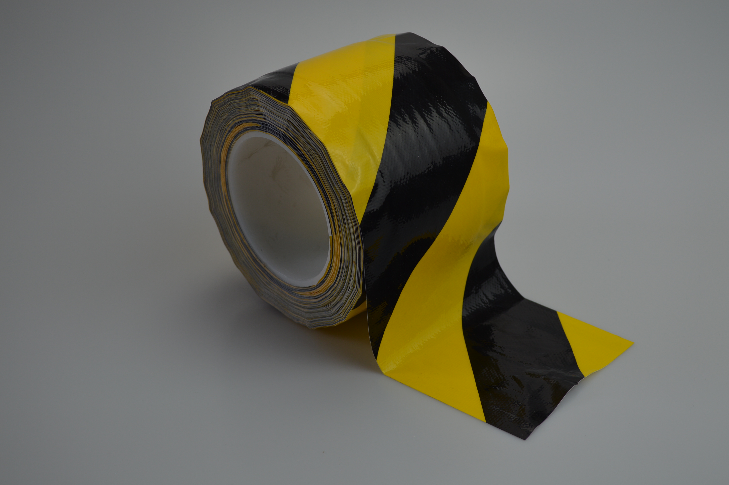 2B Tunneltape gelb/schwarz Warnmarkierung zum Fixieren von Kabeln 15m per Rolle