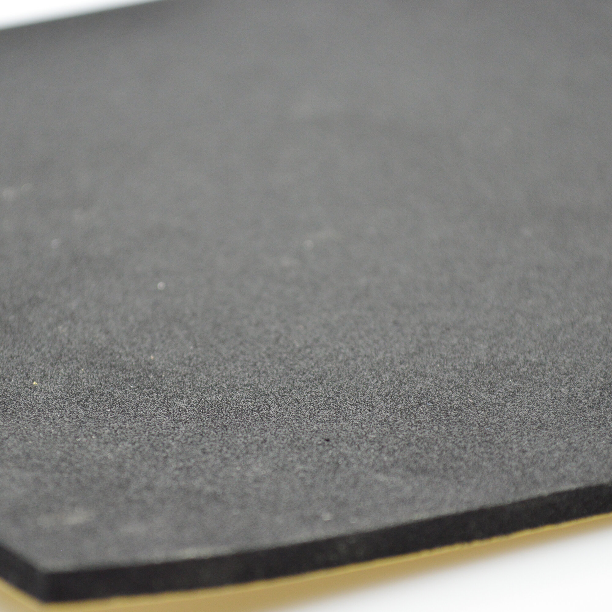 EPDM Zellkautschuk Matte 4mm Stärke einseitig selbstklebend