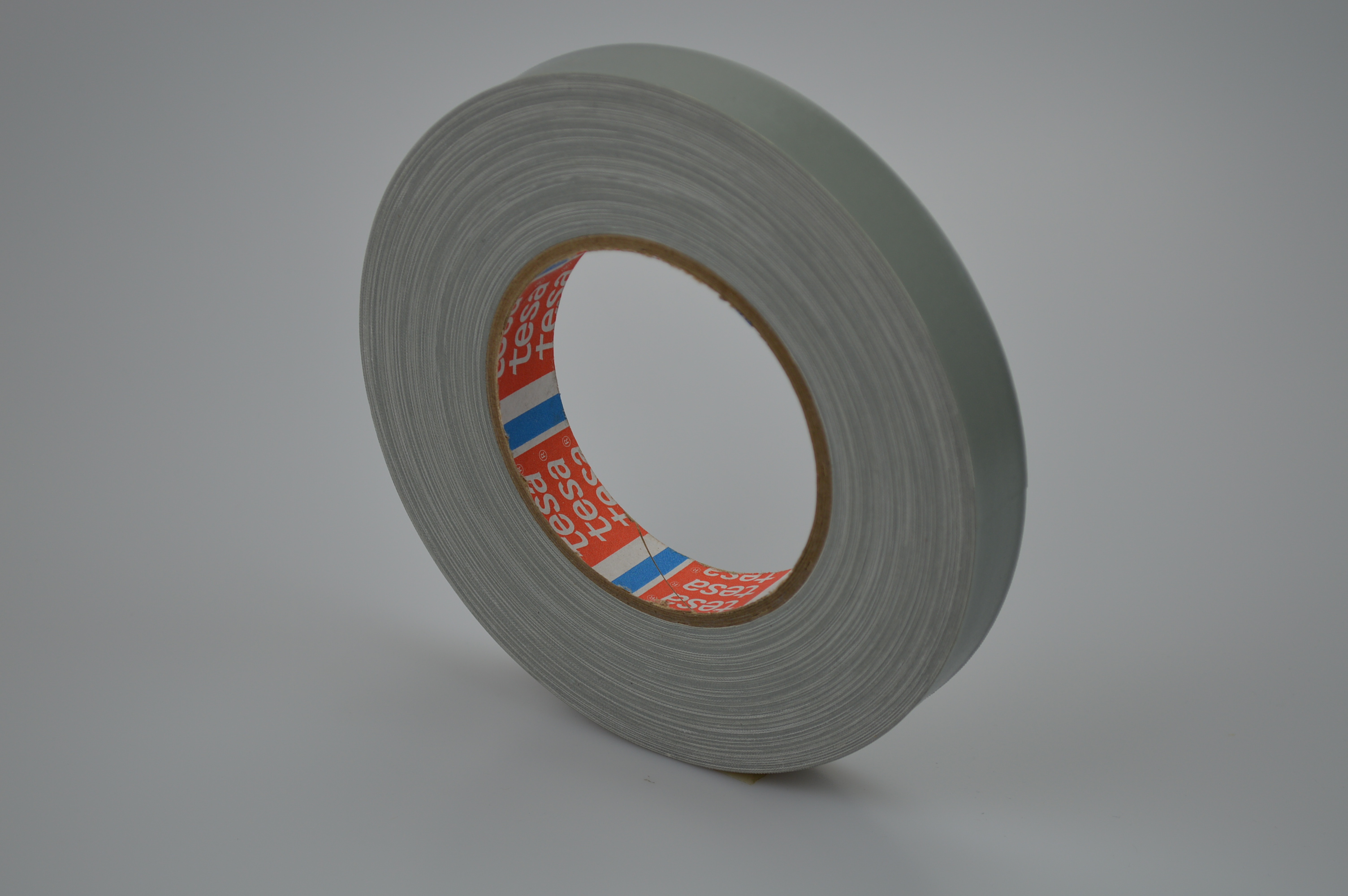 Tesa 4657 Premium Gewebeklebeband